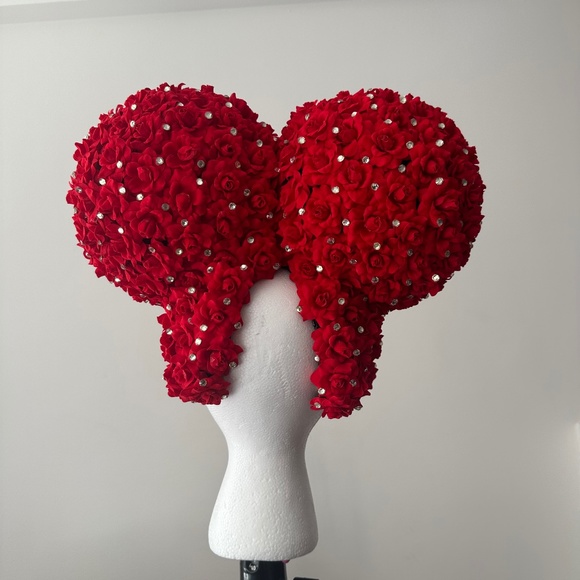 Red rose heart headpiece with crystals main image 8